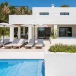 The Modern Luxury Retreat Crafting Unforgettable Villa Holidays in Ibiza